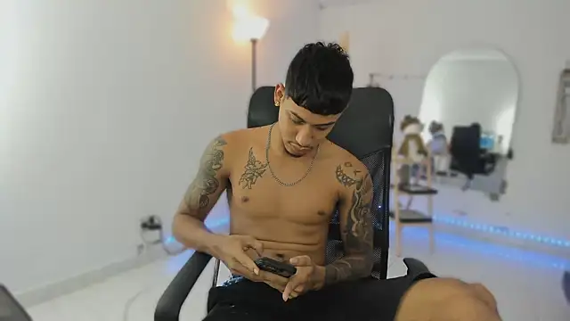 slim master12 online show from December 18, 11:41 pm