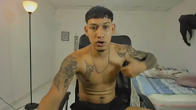 slim master12 online show from February 24, 9:26 pm