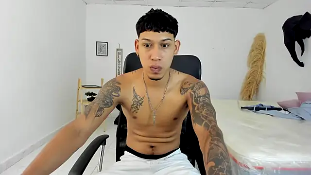 slim master12 online show from April 2, 10:05 pm