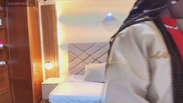 Raquel jones online show from March 12, 12:09 pm