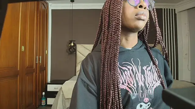 Snapshot of Raquel_jones chatting on March 13, 11:51 am Raquel jones online show from March 13, 11:51 am