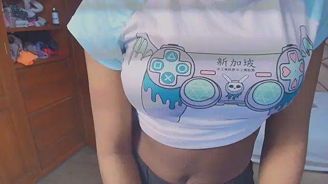 Snapshot of Raquel_jones chatting on November 21, 11:53 am Raquel jones online show from November 21, 11:53 am