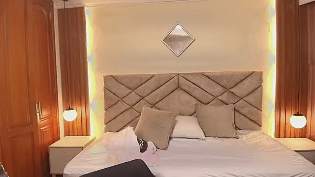 Raquel jones online show from February 27, 12:16 pm