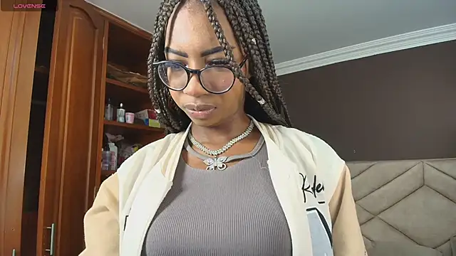 Snapshot of Raquel_jones chatting on September 14, 11:32 am Raquel jones online show from September 14, 11:32 am