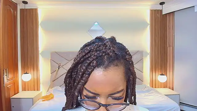 Raquel jones online show from April 9, 12:11 pm