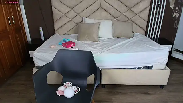 Snapshot of Raquel_jones chatting on November 30, 11:22 am Raquel jones online show from November 30, 11:22 am