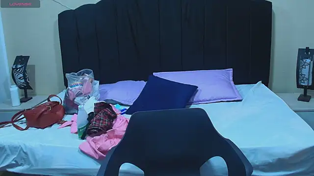 Snapshot of Raquel_jones chatting on November 23, 11:31 am Raquel jones online show from November 23, 11:31 am