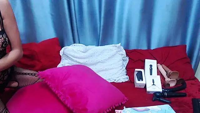 SultryCaramelFantasyx21 online show from March 14, 11:56 am