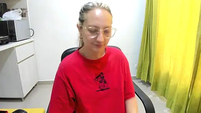 Adele johnsonn1 online show from March 3, 3:22 pm