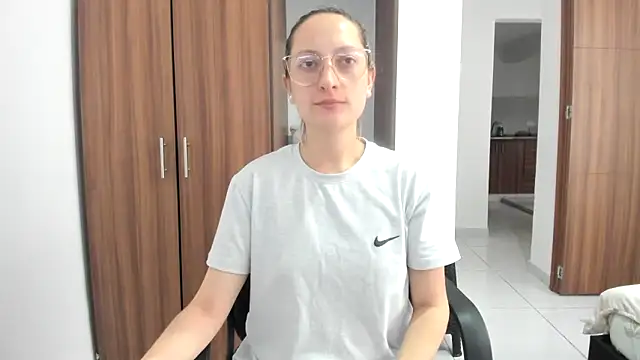 Adele johnsonn1 online show from September 19, 2:54 pm