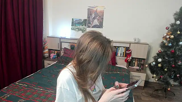 Snapshot of LianaMiller88 chatting on December 27, 2:01 pm LianaMiller88 online show from December 27, 2:01 pm