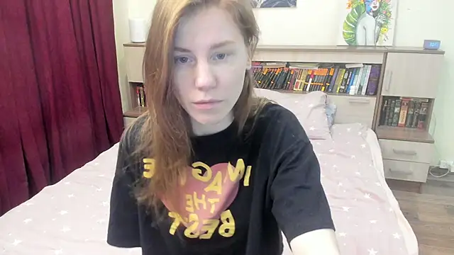 Snapshot of LianaMiller88 chatting on September 13, 8:09 pm LianaMiller88 online show from September 13, 8:09 pm