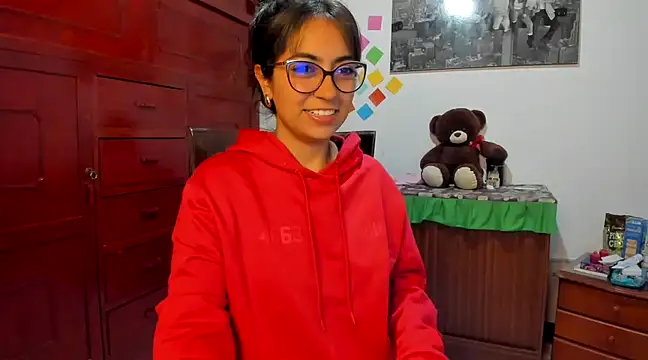 Snapshot of Isabellaa22_1 chatting on January 17, 2:18 am Isabellaa22 1 online show from January 17, 2:18 am