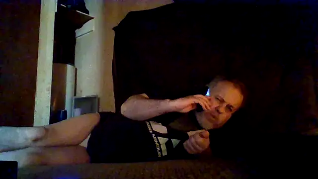 Nightshade7712 online show from October 24, 3:33 pm