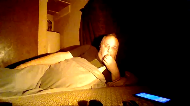 Nightshade7712 online show from November 19, 8:53 pm