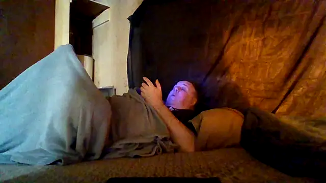 Nightshade7712 online show from December 4, 6:29 pm