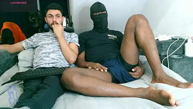 Snapshot of davgostoso chatting on February 2, 9:36 pm davgostoso online show from February 2, 9:36 pm