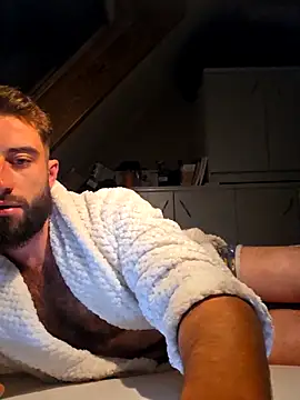 Snapshot of Vekie_007 chatting on November 16, 8:57 pm Vekie 007 online show from November 16, 8:57 pm