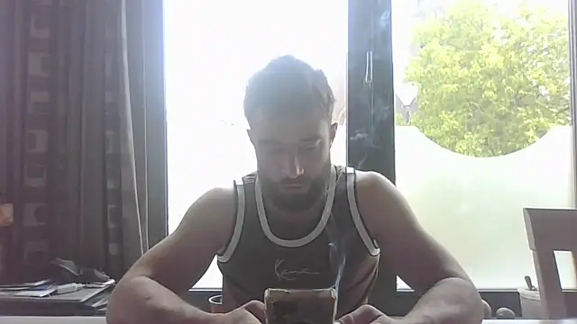 Vekie 007 online show from May 2, 10:31 am