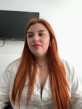 Snapshot of Fieryfenixx chatting on May 11, 2:45 pm Fieryfenixx online show from May 11, 2:45 pm