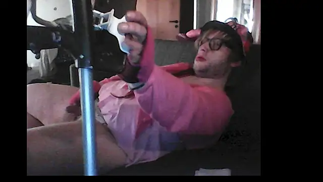 Family666Zombie online show from May 15, 11:25 pm