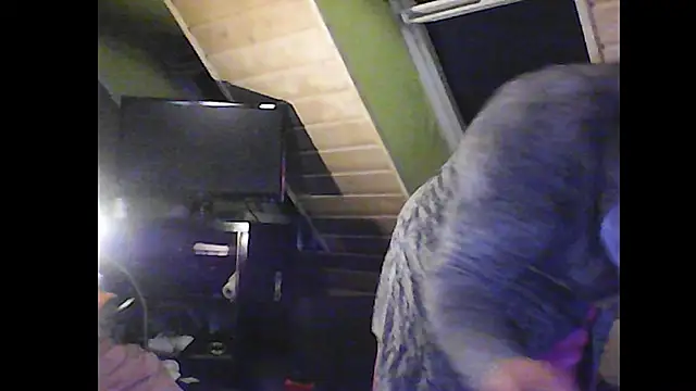 Family666Zombie online show from May 23, 1:48 am