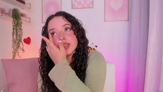 Snapshot of Aurora_aaa chatting on October 23, 11:14 pm Aurora aaa online show from October 23, 11:14 pm