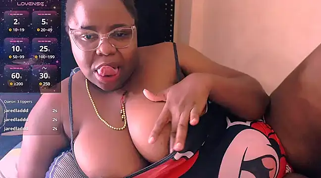 Snapshot of TatianaSantodomingo chatting on January 18, 10:17 am TatianaSantodomingo online show from January 18, 10:17 am