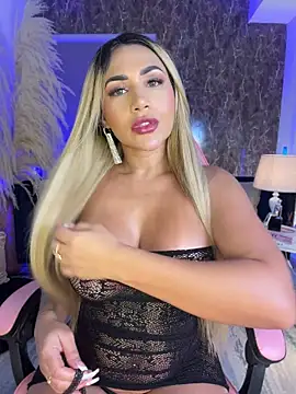 Celestemilan online show from April 7, 8:10 pm