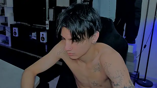 MarkBrowniii online show from April 9, 10:10 am