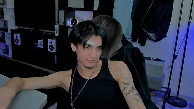 MarkBrowniii online show from March 18, 9:59 pm