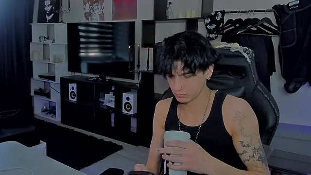 MarkBrowniii online show from February 18, 12:01 pm