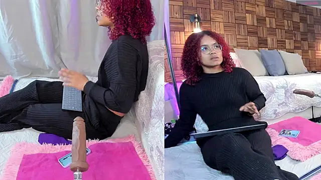 Snapshot of rihannadeep chatting on September 24, 10:33 am rihannadeep online show from September 24, 10:33 am