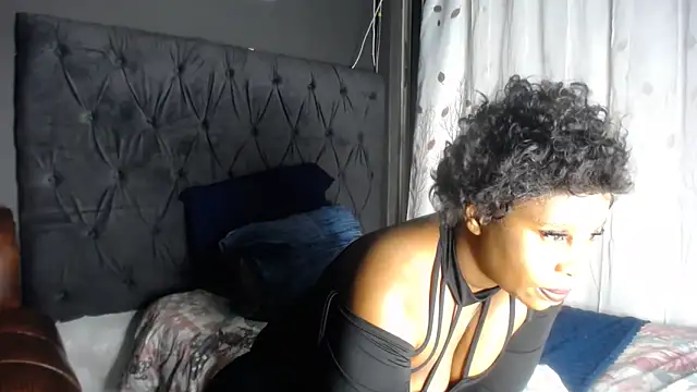 Snapshot of Nattybae09 chatting on November 4, 4:44 pm Nattybae09 online show from November 4, 4:44 pm