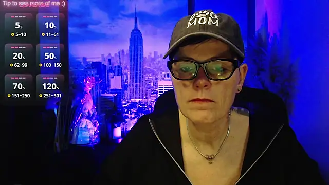 Snapshot of ninarandmann chatting on February 22, 7:37 pm ninarandmann online show from February 22, 7:37 pm