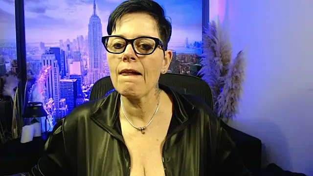 Snapshot of ninarandmann chatting on January 11, 4:25 pm ninarandmann online show from January 11, 4:25 pm