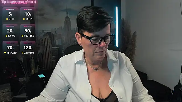 Snapshot of ninarandmann chatting on September 15, 4:29 pm ninarandmann online show from September 15, 4:29 pm
