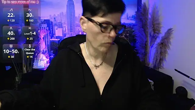 Snapshot of ninarandmann chatting on May 21, 1:52 pm ninarandmann online show from May 21, 1:52 pm