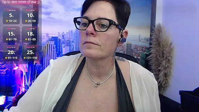 Snapshot of ninarandmann chatting on February 5, 5:20 pm ninarandmann online show from February 5, 5:20 pm