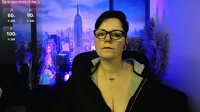 Snapshot of ninarandmann chatting on February 4, 6:03 pm ninarandmann online show from February 4, 6:03 pm