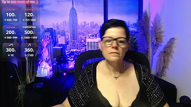 Snapshot of ninarandmann chatting on July 4, 2:10 pm ninarandmann online show from July 4, 2:10 pm