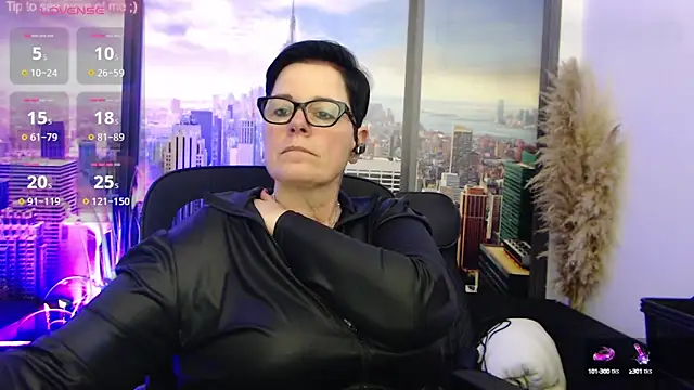Snapshot of ninarandmann chatting on March 4, 6:07 pm ninarandmann online show from March 4, 6:07 pm