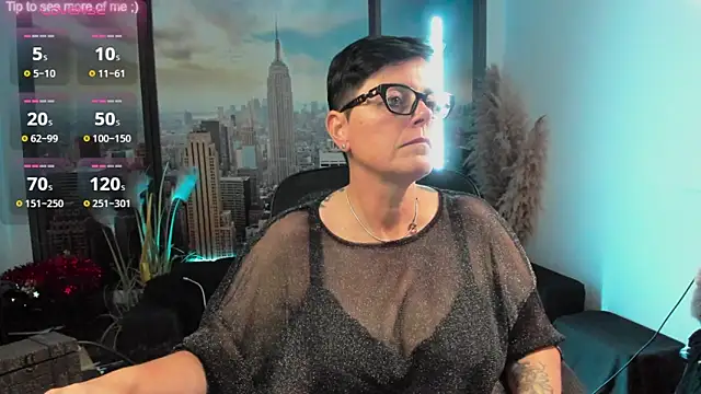Snapshot of ninarandmann chatting on October 1, 4:33 pm ninarandmann online show from October 1, 4:33 pm