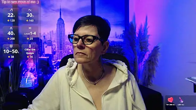 Snapshot of ninarandmann chatting on May 5, 3:59 pm ninarandmann online show from May 5, 3:59 pm