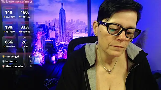 ninarandmann online show from March 10, 3:16 pm