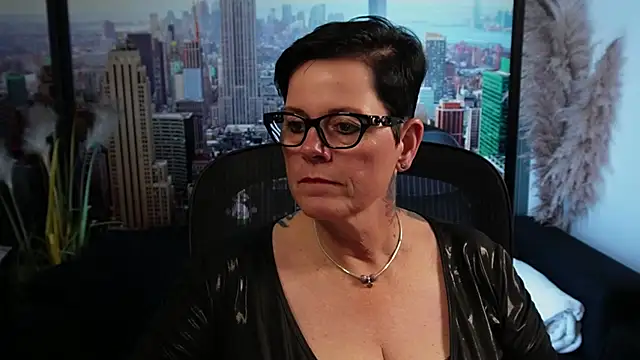 Snapshot of ninarandmann chatting on November 2, 4:56 pm ninarandmann online show from November 2, 4:56 pm