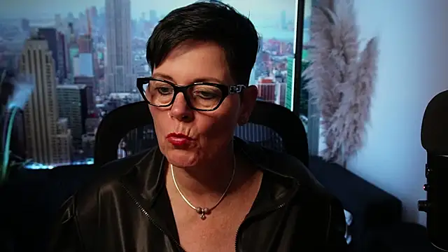 Snapshot of ninarandmann chatting on November 13, 6:56 pm ninarandmann online show from November 13, 6:56 pm