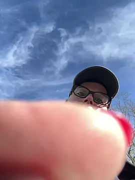 Snapshot of ninarandmann chatting on March 2, 12:34 pm ninarandmann online show from March 2, 12:34 pm