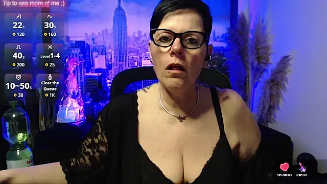 Snapshot of ninarandmann chatting on May 7, 4:10 pm ninarandmann online show from May 7, 4:10 pm