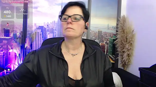 Snapshot of ninarandmann chatting on March 13, 6:45 pm ninarandmann online show from March 13, 6:45 pm